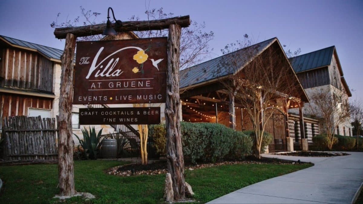 The Villa | Gruene, TX